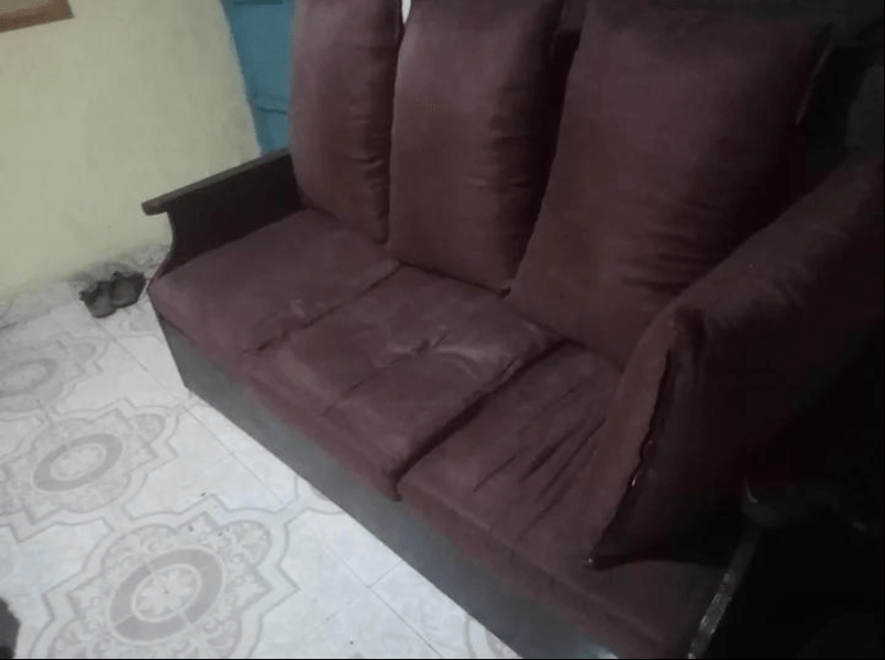  Used Sofa in Madinah