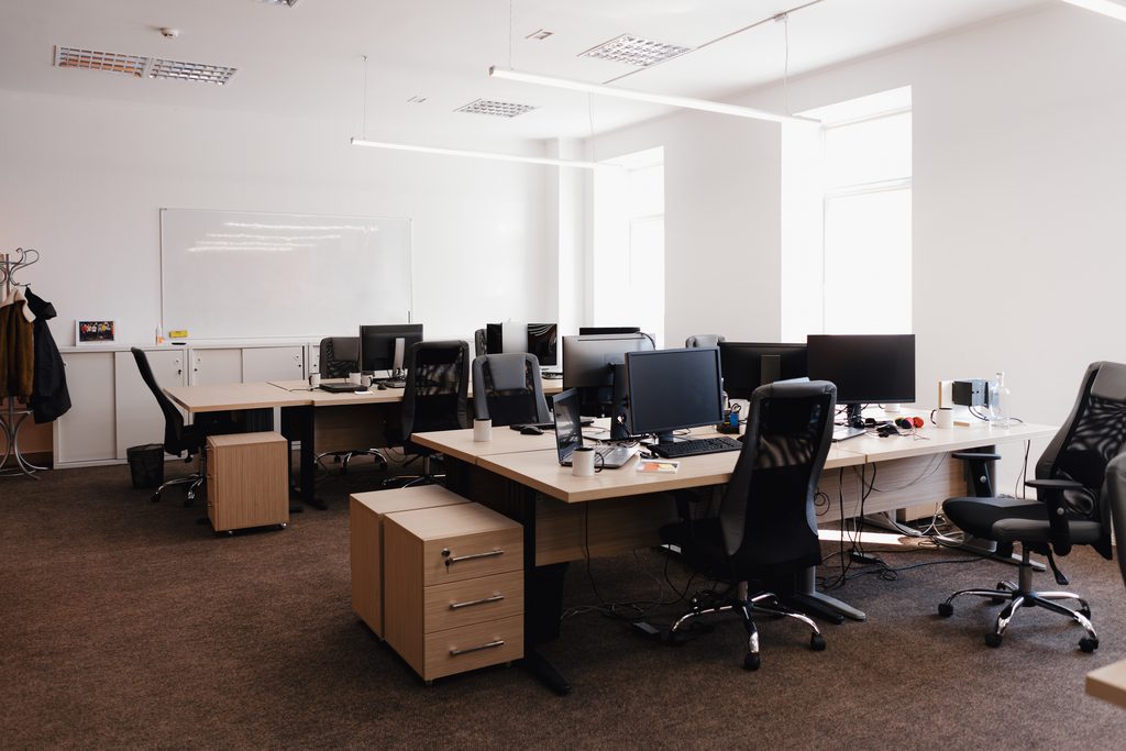 Used Office Furniture in Madinah
